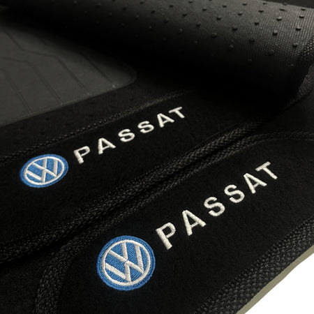 TAPETE CARPETE PASSAT B8 2015 A 2024 PRETO 4 PEÇAS